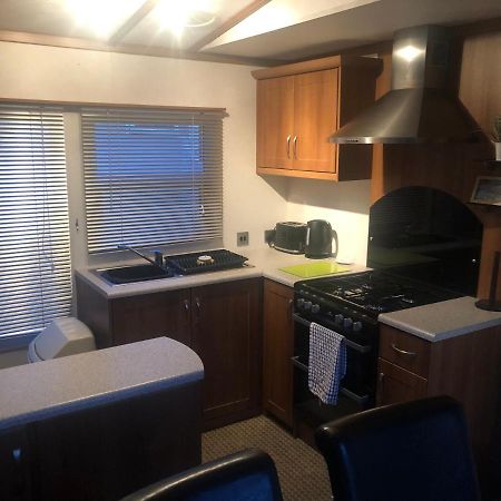 First Steps Caravan Rentals Sandown Exterior photo