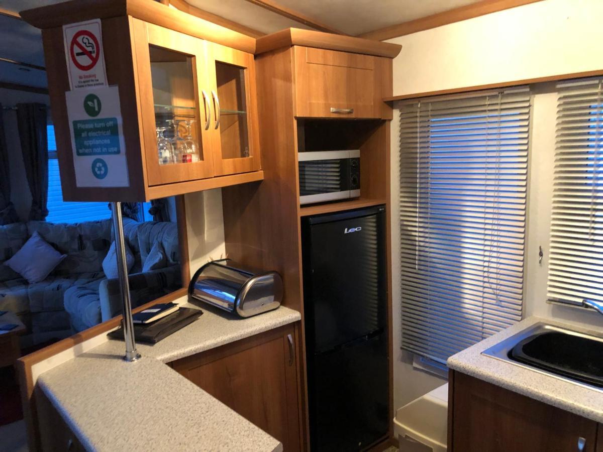 First Steps Caravan Rentals Sandown Exterior photo